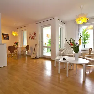 Apartment Kakadu Laubegast Wlan Tv Fahrrad, Dresden