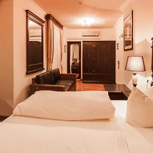 3* Hotel Aviv